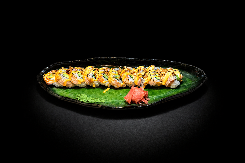 Spicy salmon rullar 