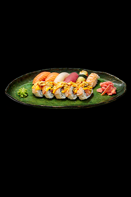 11 bitar, 5 spicy salmon & 6 nigiri 🍣