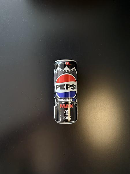 Pepsi Max. 